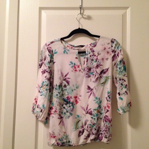 Floral blouse with keyhole